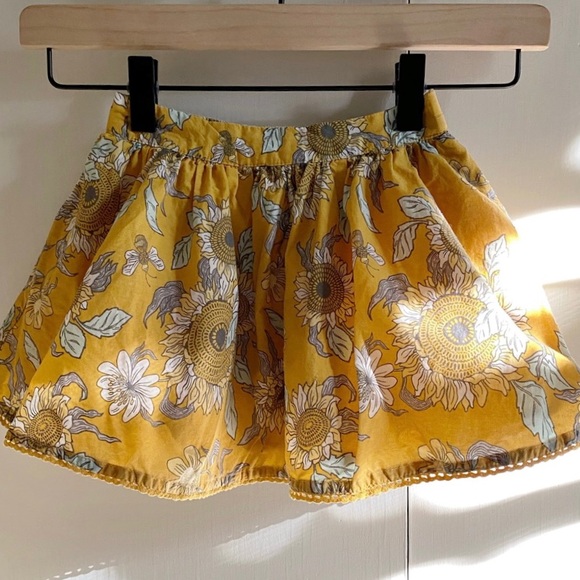 Toddler girl’s all-cotton sunflower skirt - Picture 8 of 8